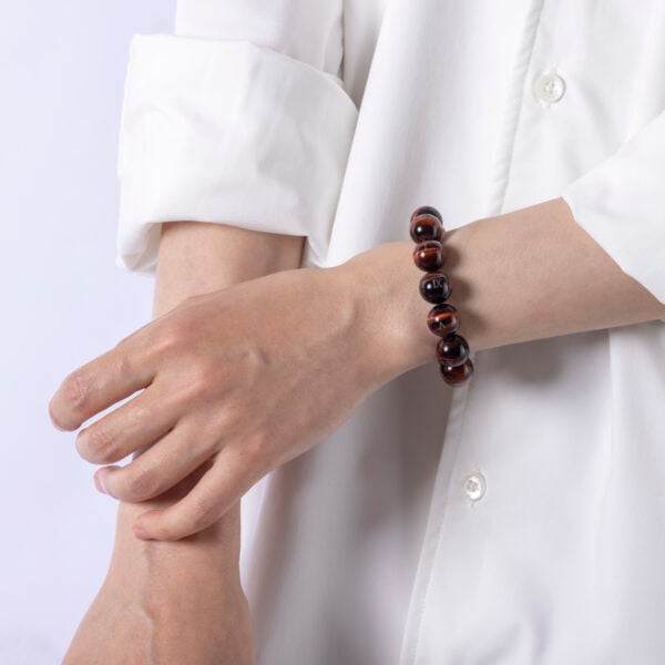 Red Tiger’s Eye Bracelet – A striking bracelet made with Red Tiger’s Eye crystals, known for their energizing properties and ability to enhance courage, confidence, and strength.