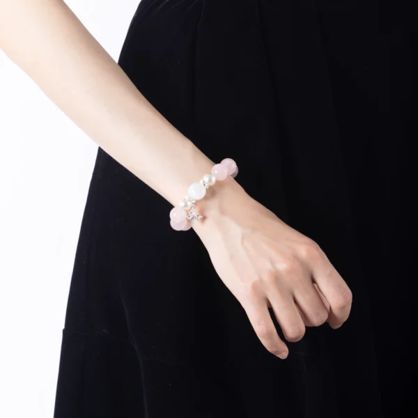 Rose quartz bracelet for self-love and feminine balance