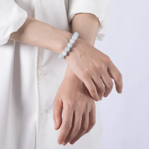 Aquamarine Crystal Bracelet – A beautiful bracelet featuring aquamarine crystals, known for their calming properties and ability to promote tranquility and emotional healing.