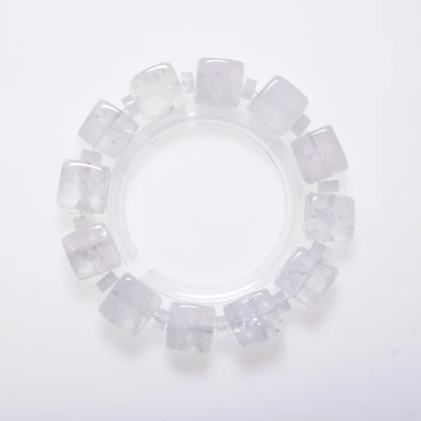 Clear Quartz Bracelet – A beautifully crafted bracelet featuring Clear Quartz crystals, known for their amplifying energy and powerful healing properties.